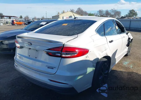 2020 Ford Fusion Plug-In Hybrid Titanium from USA, damaged, VIN 3FA6P0SU4LR149575